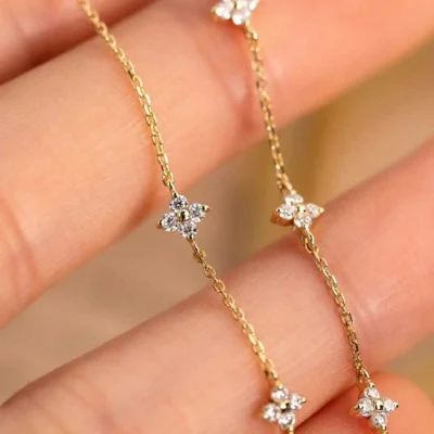 Dainty Clover Chain Necklace